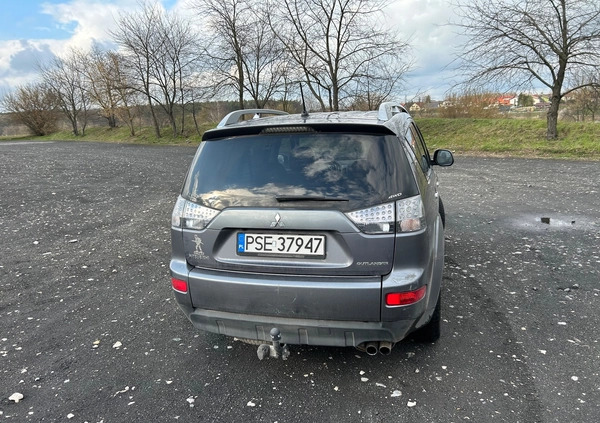 Mitsubishi Outlander cena 22500 przebieg: 266000, rok produkcji 2007 z Śrem małe 46